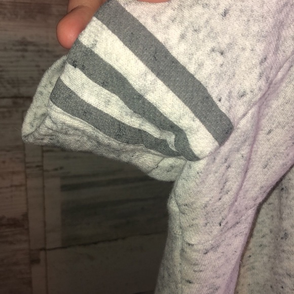 Adidas heathered gray high low crop top sweatshirt XL SWEATSHIRT CREWNECK - Picture 7 of 8